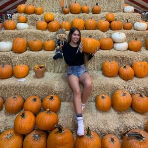 Meet your Posher, Airessea